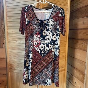 📦 SHIPS FREE! BCBGeneration Floral Print Dress